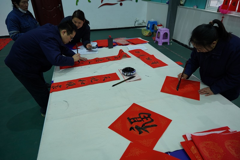 福利滿滿迎新春 工會關(guān)懷暖人心 ——賽柯瑞思公司工會開展“墨香迎蛇年，春聯(lián)送福來”活動(dòng)